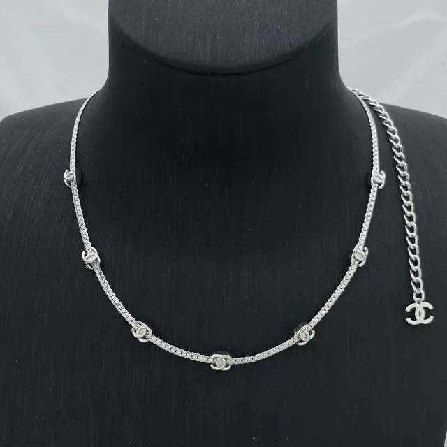 Collier Chanel CC Chaîne Doré interlocking logo 2