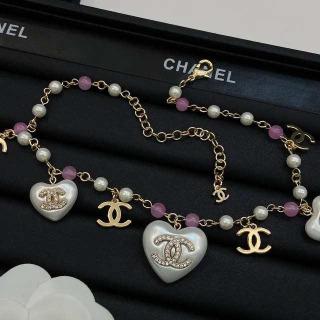Chanel CC Heart Charm Necklace White Pink Gold-Tone Chain Pearlized Charms Necklace 3