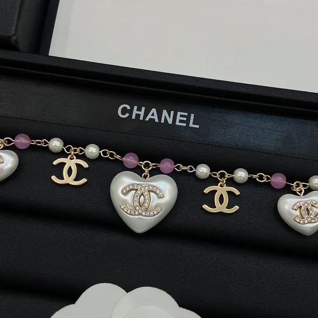 Chanel CC Heart Charm Necklace White Pink Gold-Tone Chain Pearlized Charms Necklace 6