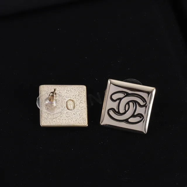 Chanel CC Logo Brooch Silver Black Square Metallic Interlocking Brooch 5