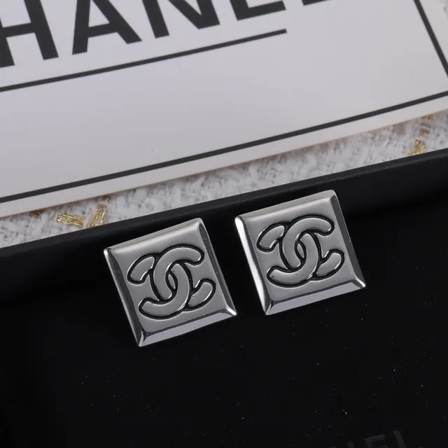 Chanel CC Logo Brooch Silver Black Square Metallic Interlocking Brooch 10