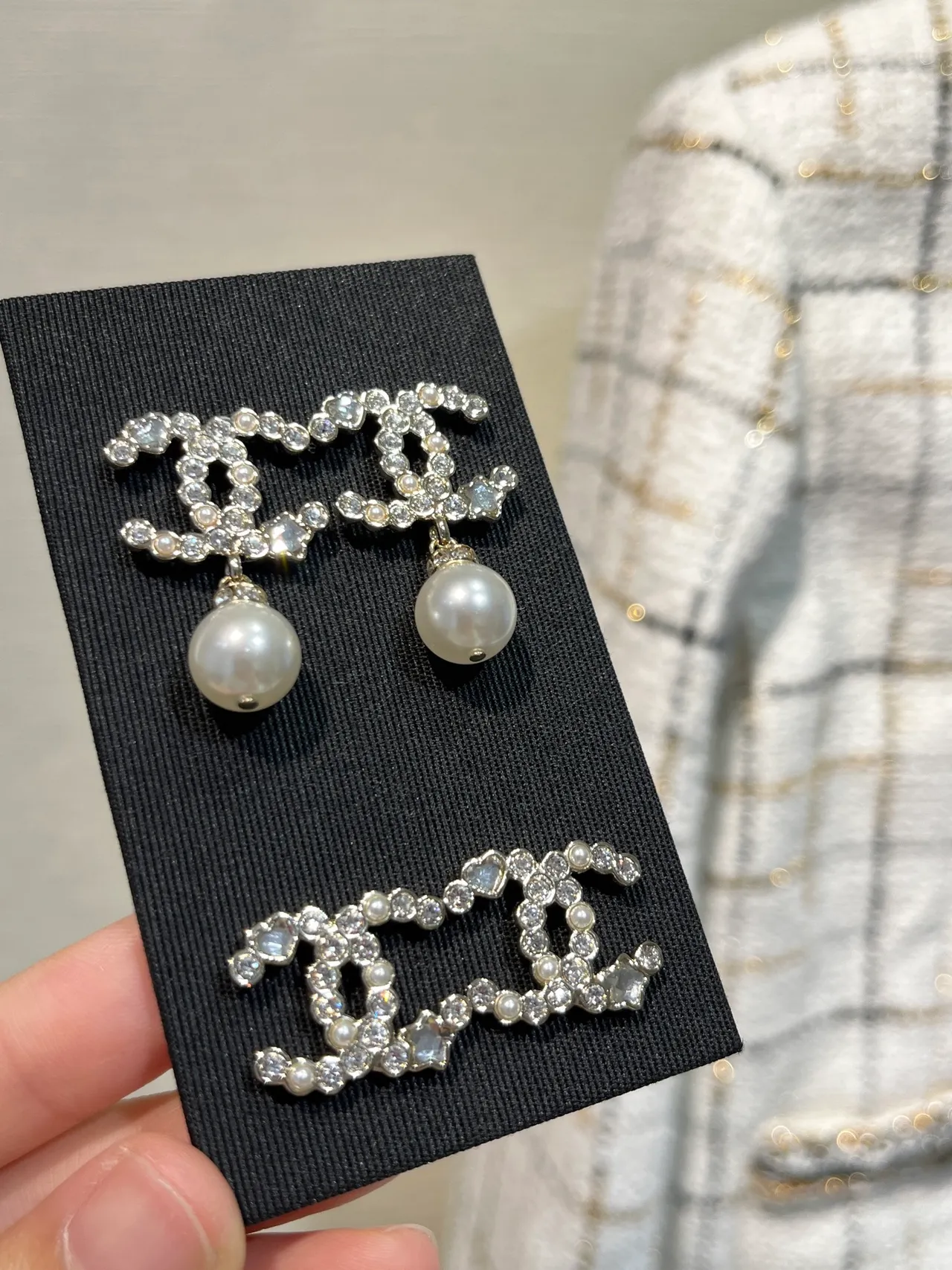 Chanel CC Pearl Drop White Gold Crystal-Encrusted Logo Dangle Earrings 5
