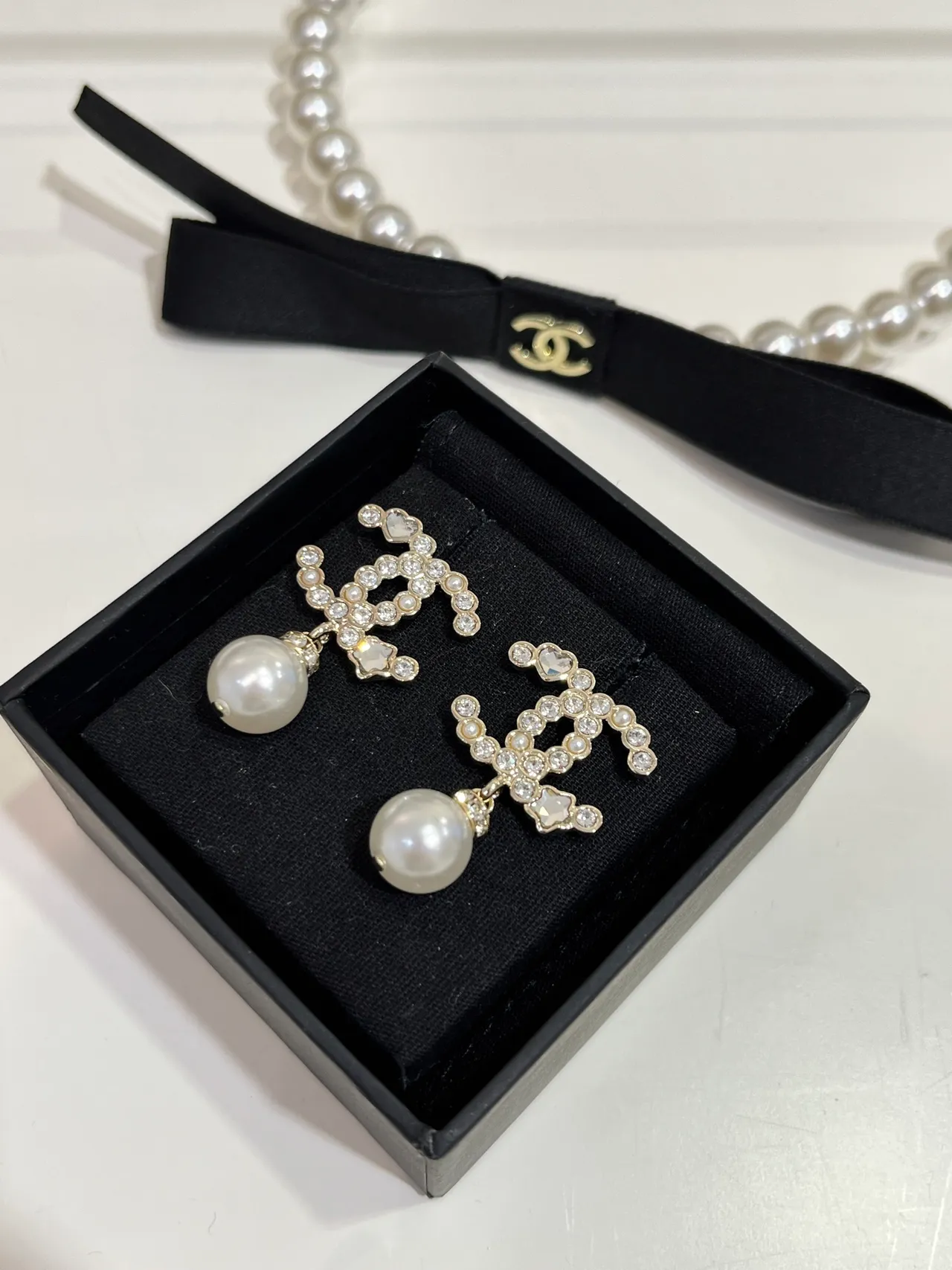 Chanel CC Pearl Drop White Gold Crystal-Encrusted Logo Dangle Earrings 7