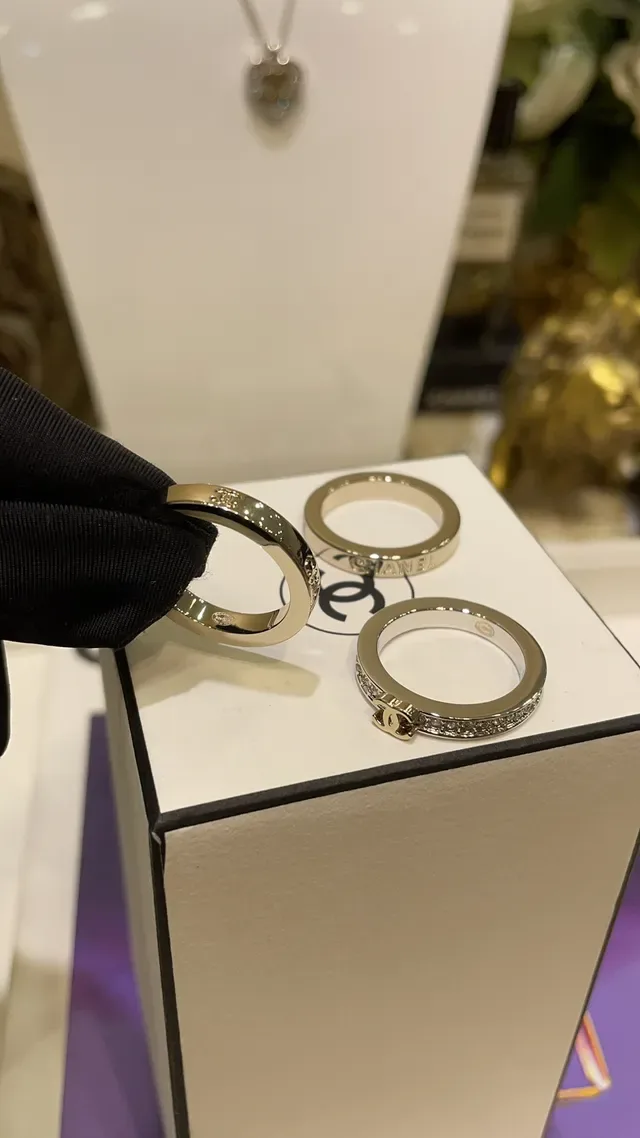Chanel Coco Crush Silver Transparent Stacked Multi-Band Pavé Crystal Ring 5