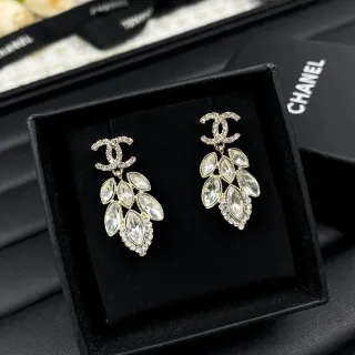 Chanel 水晶吊灯 CC Logo 耳环