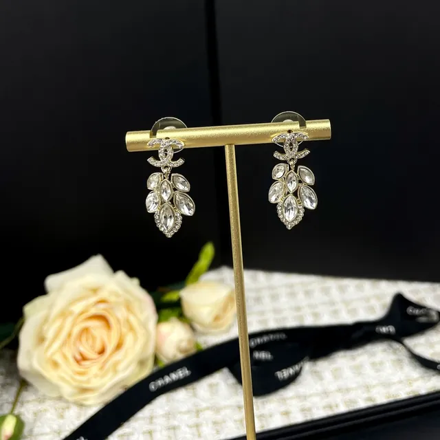 Chanel Crystal Chandelier CC Logo Earrings 6