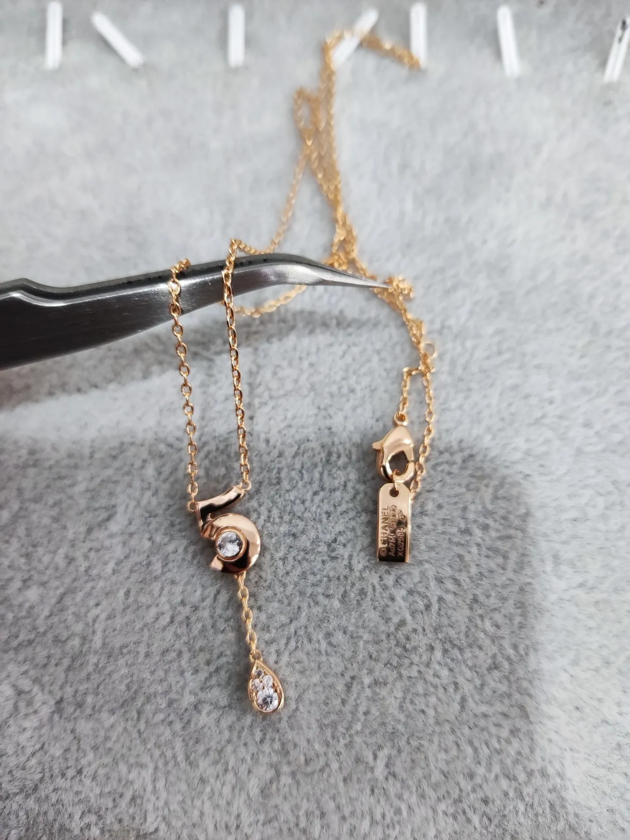 Chanel Gold White Rose Pavé-Set Diamonds Necklace 4