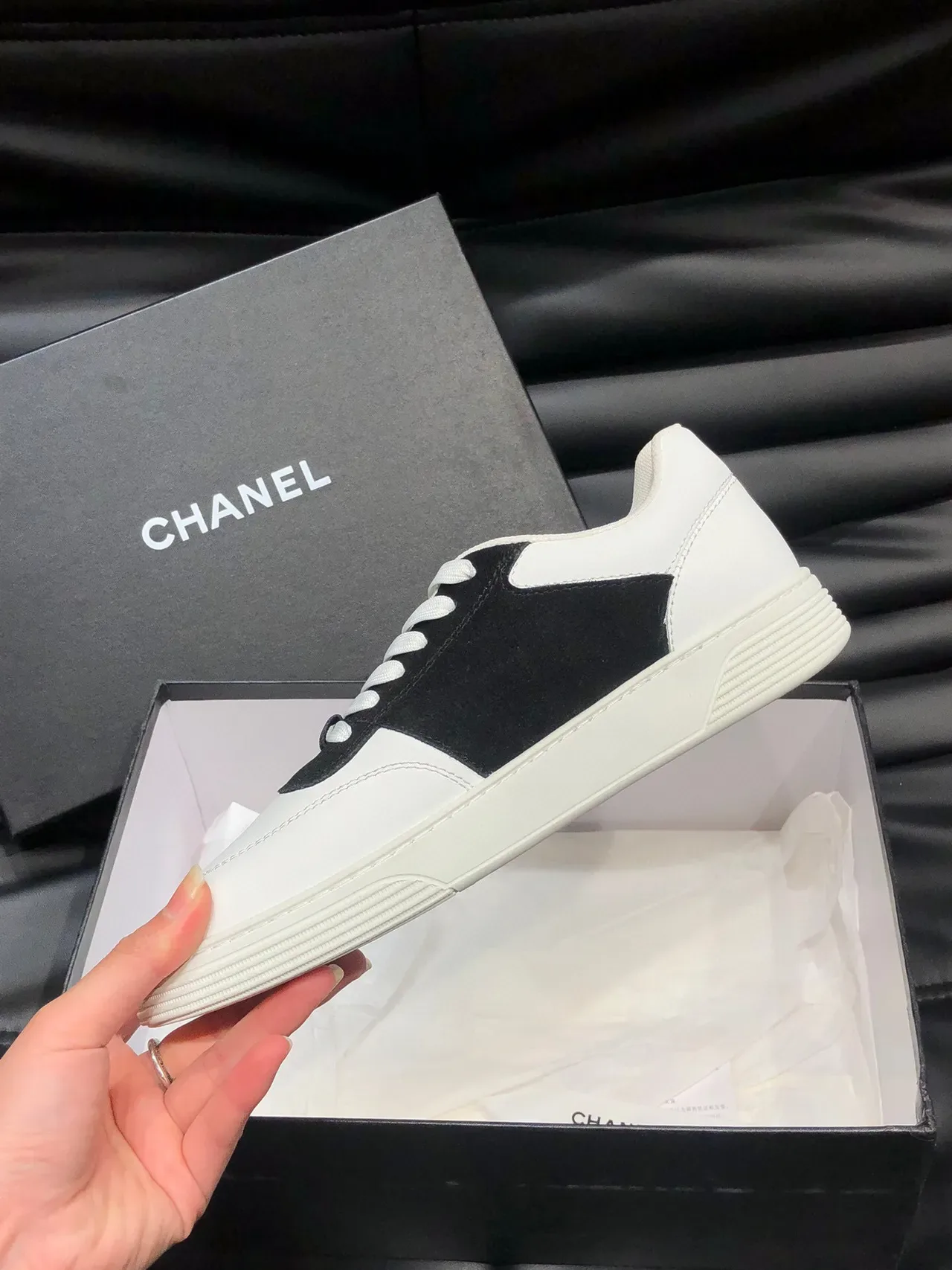 Chanel Lifestyle Sneaker White Black Low-Top Two-Tone Lifestyle Sneakers 8