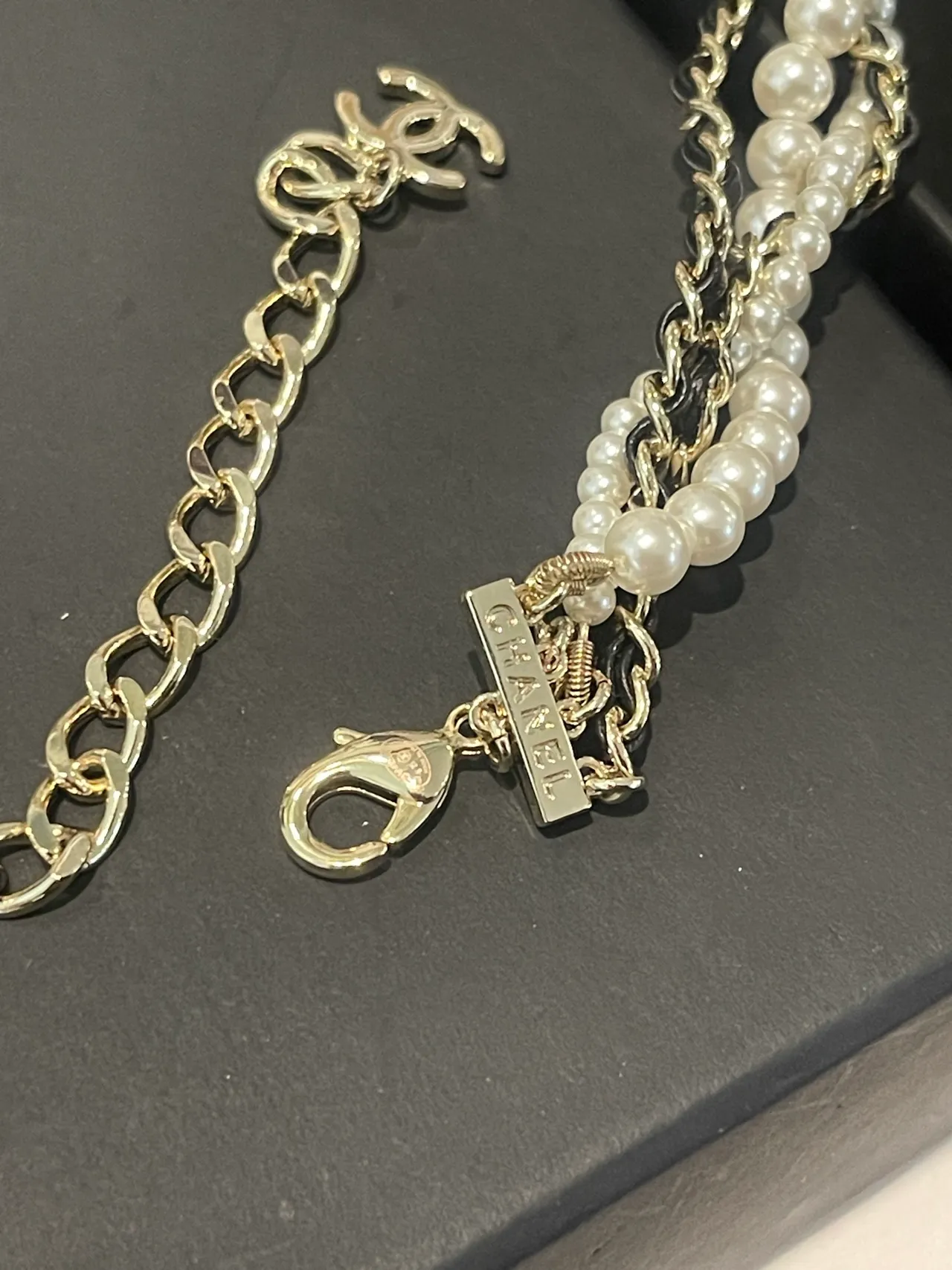 Chanel Pearl and Chain Interwoven Choker Necklace 3