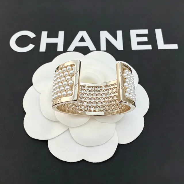 Chanel Pearl and Crystal Cuff Gold White Quilted Bracelet 2