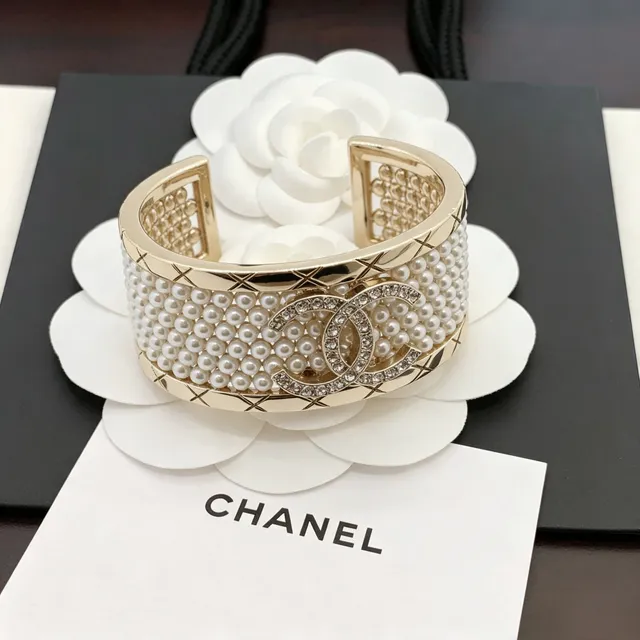 Chanel Pearl and Crystal Cuff Gold White Quilted Bracelet 3