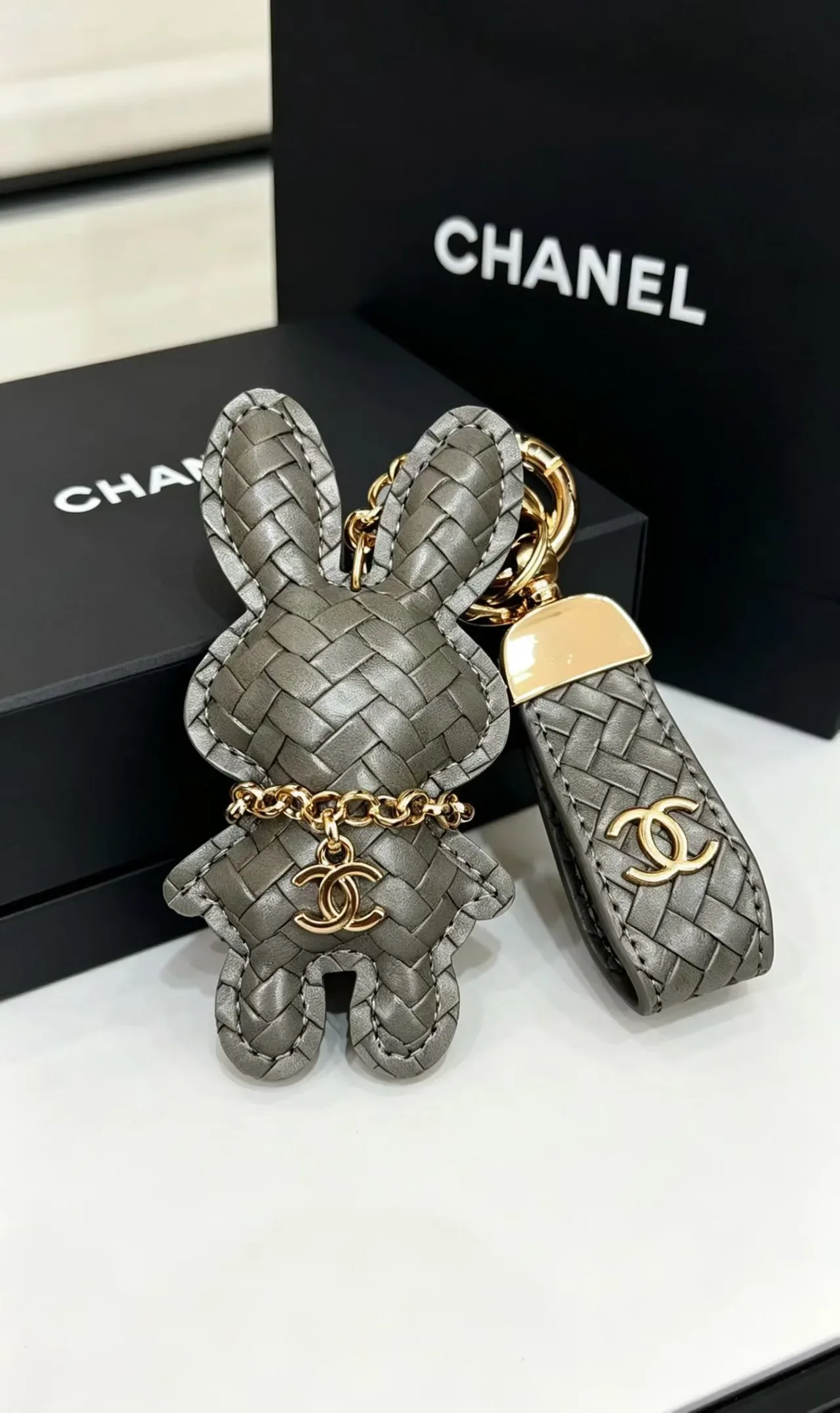 Chanel Rabbit Charm Multicolor Woven Leather Silhouette Handbag 2