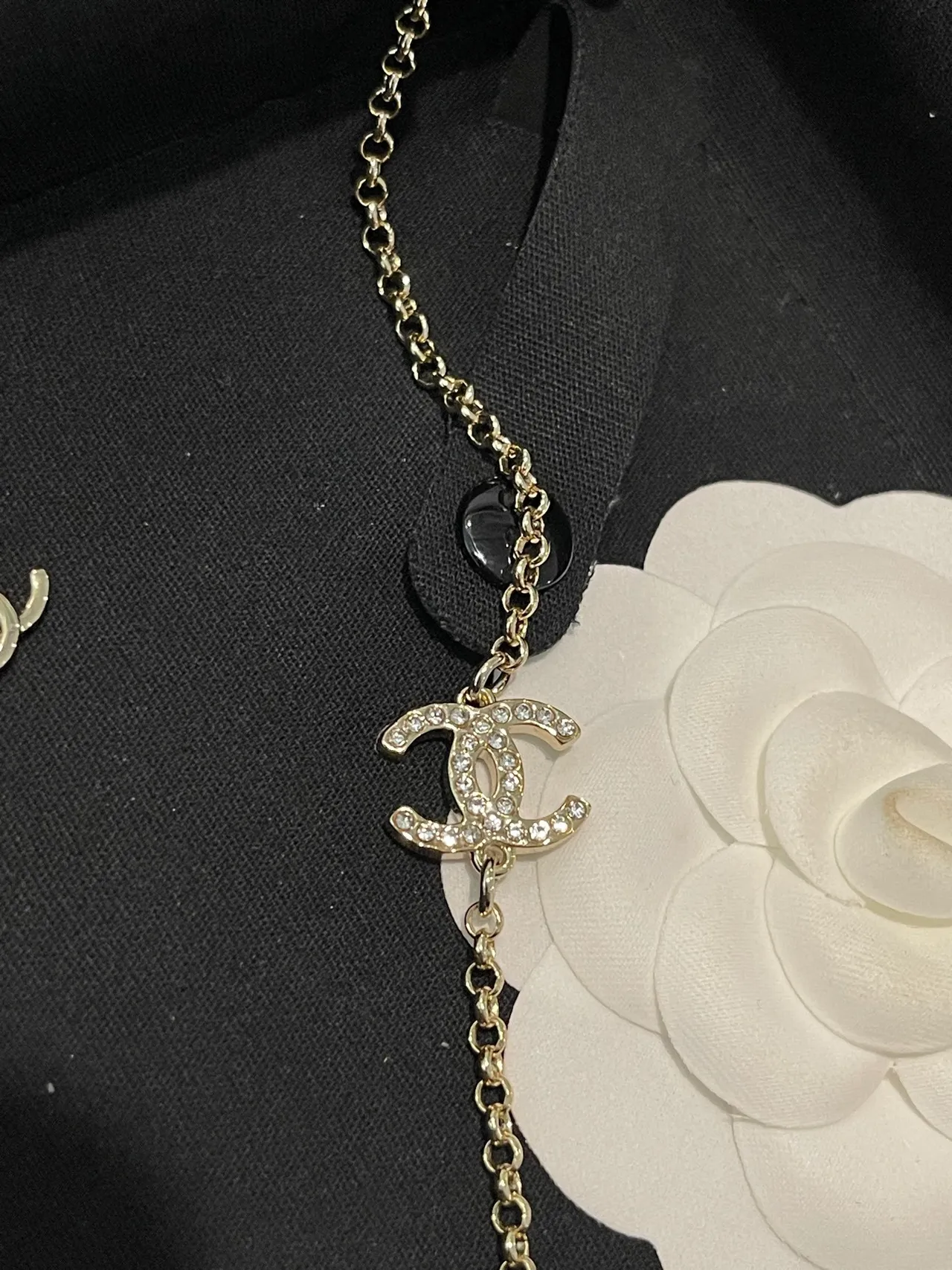 Chanel Star Collection Gold-Tone Pearl and CC Logo Necklace 3