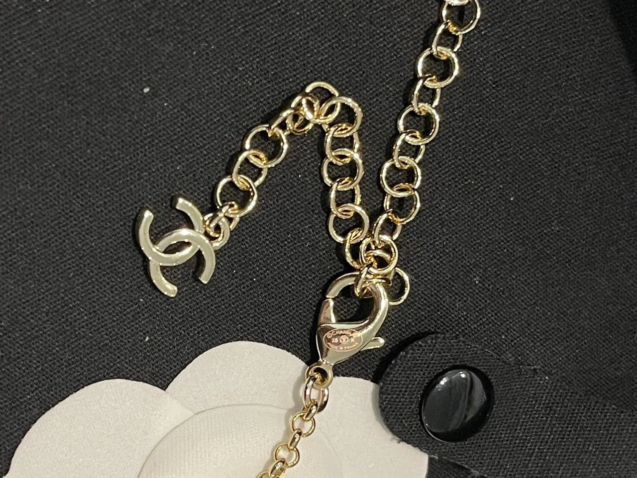Chanel Star Collection Gold-Tone Pearl and CC Logo Necklace 6