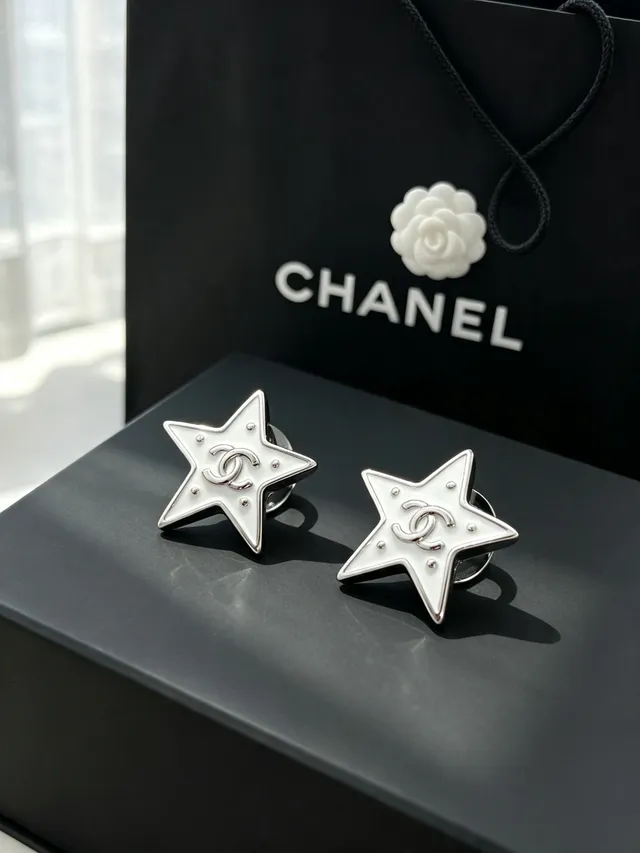 Chanel Star White Silver Enamel Earrings 8