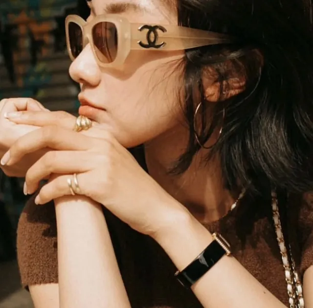 Chanel Transparent Gray Translucent Acetate Frame Rectangular Silhouette Sunglasses 7