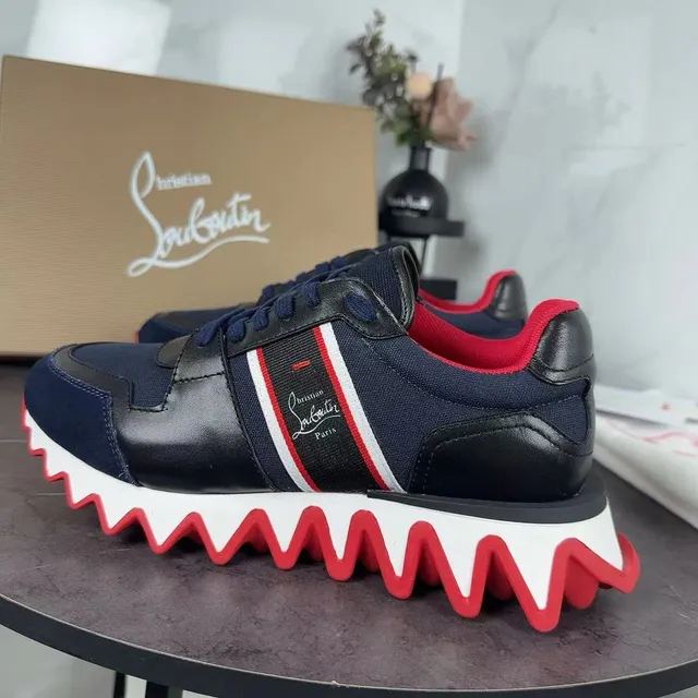 Christian Louboutin Tênis Chunky com sola intermediária ondulada em textil e couro preto superior navy red 8
