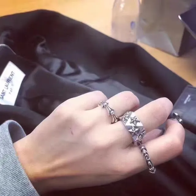 Chrome Hearts Motif de Croix Bande Géométrique Facetée Argent Motifs Saillants Bague 2