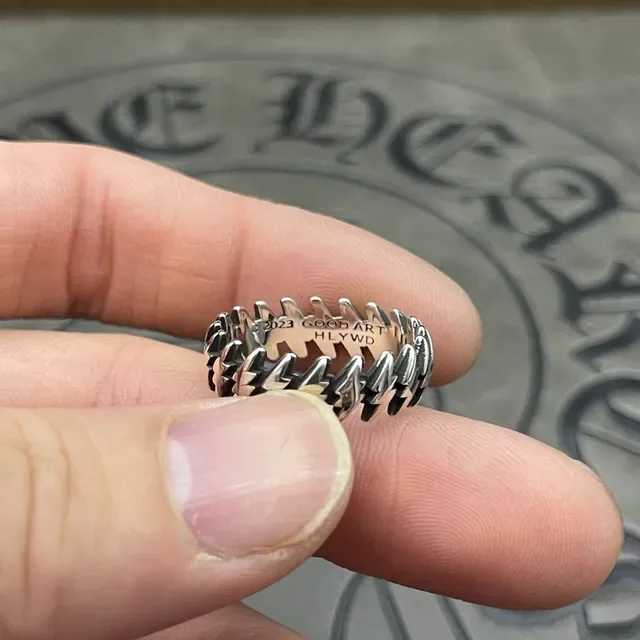 Chrome Hearts Spiked Chain Ring Silver Curb Band High-Polish Metal Ring 8