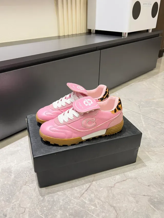Coach Pink Brown Leather Upper Gum Rubber Sole Lifestyle Sneakers 4