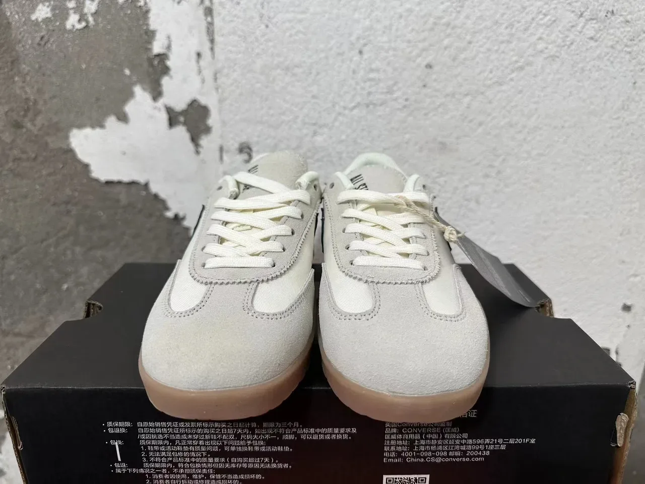Converse Run Star Motion Off-White and Black Lifestyle Sneakers 4
