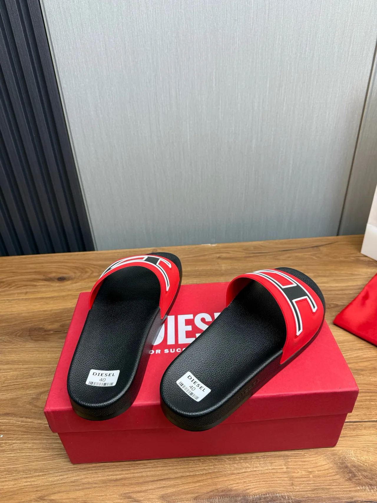 Diesel D-Slide Red Black White Molded Strap Slippers 5