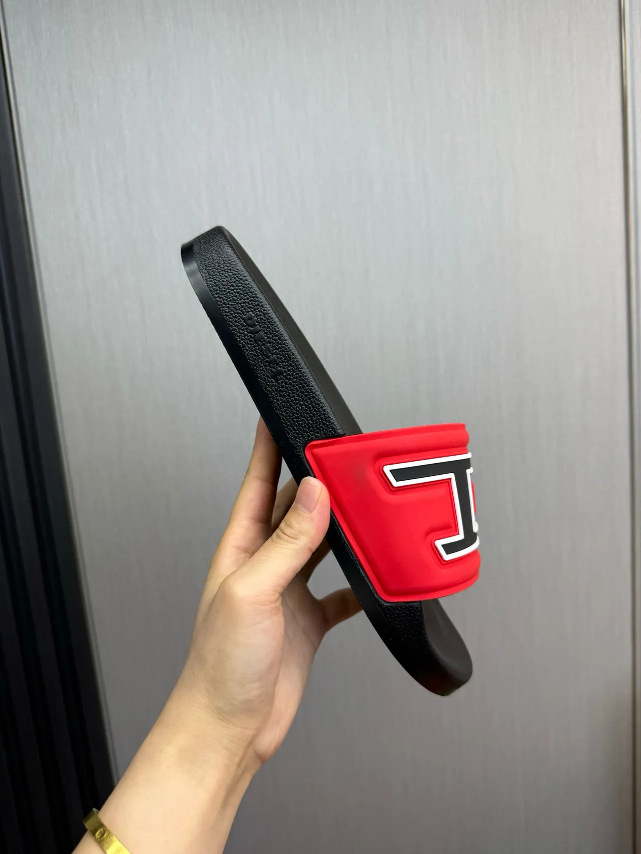 Diesel D-Slide Red Black White Molded Strap Slippers 7