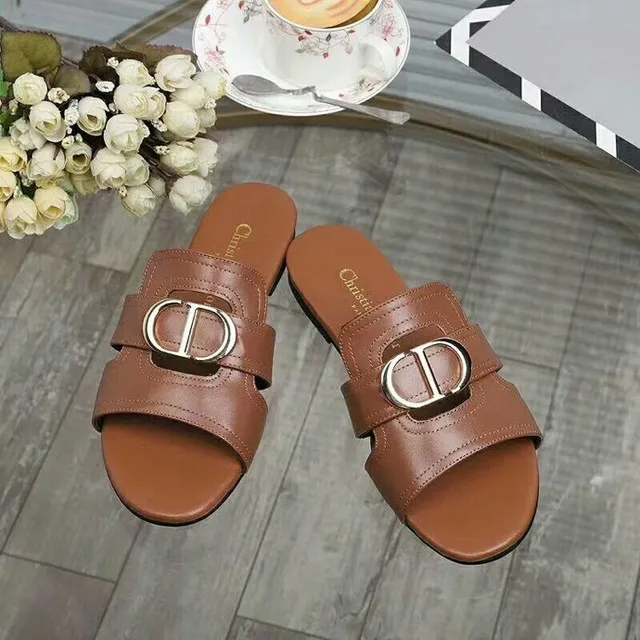 Christian Dior বাদামি রূপালি ডাবল স্ট্র্যাপ ধাতব CD বাকেল স্লিপার্স 7