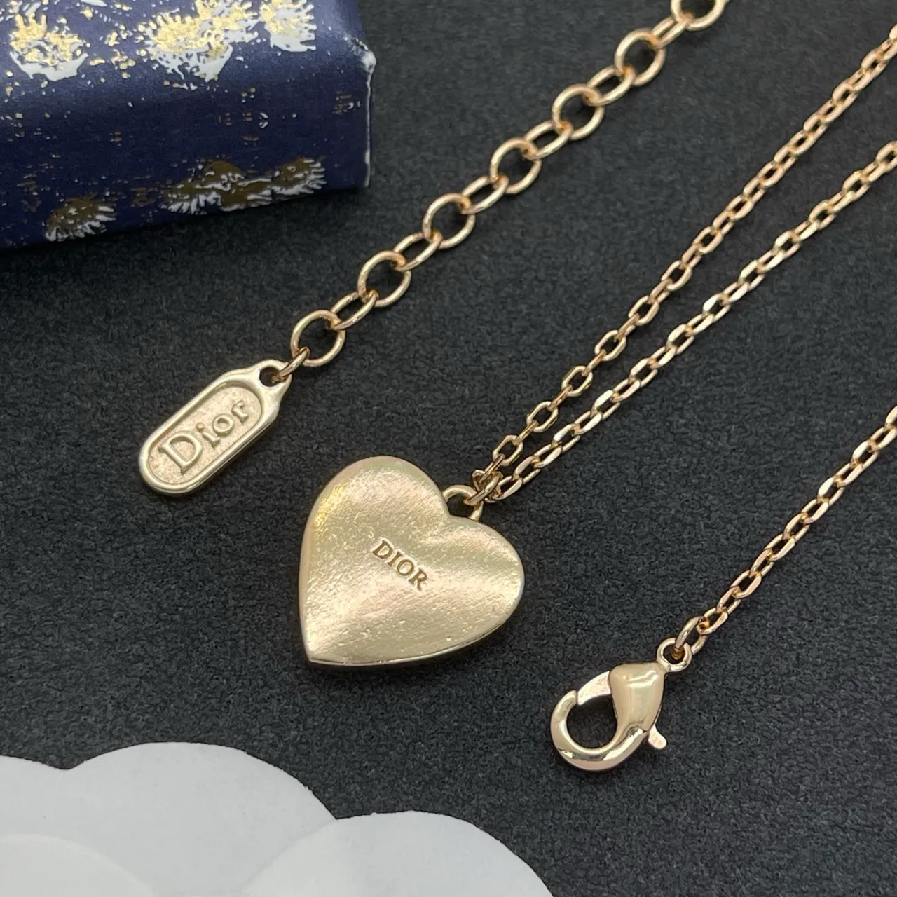 Dior Amour Gold Pink Chain Heart-Shaped Pendant Necklace 3