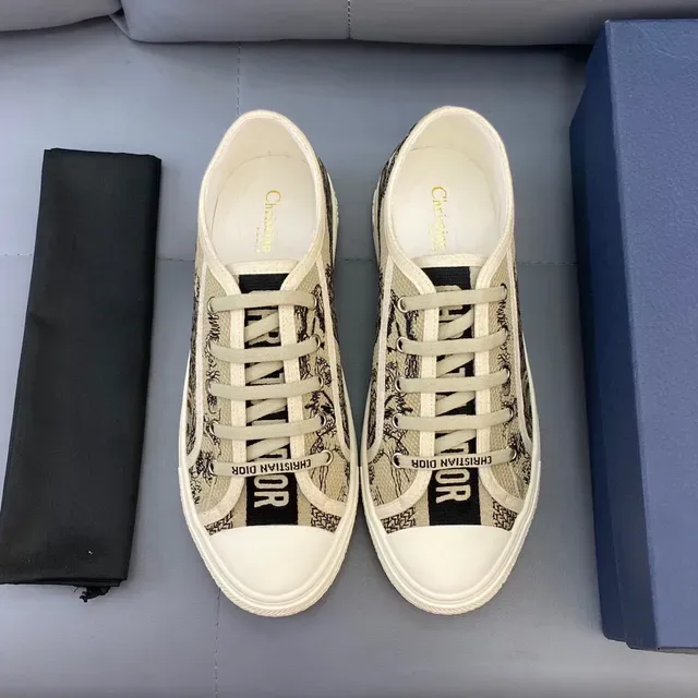 Dior B23 Beige Toile de Jouy Print Lifestyle Sneakers 2