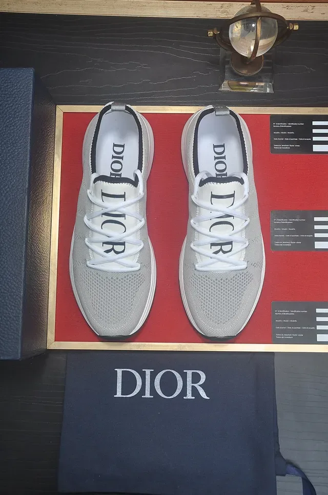 Dior B23 ग्रे ब्लैक बुनना जाली ऊपरी एकीकृत लेस प्रणाली जीवन शैली स्नीकर 2
