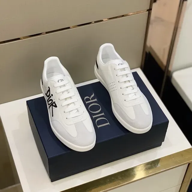 Dior B23 White and Black Script Logo Lifestyle Sneakers 9