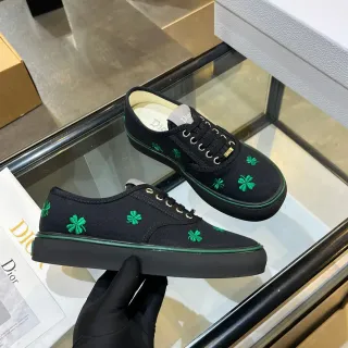 Dior Black Green Canvas Upper Embroidered Four-Leaf Clover Motifs Lifestyle Sneakers