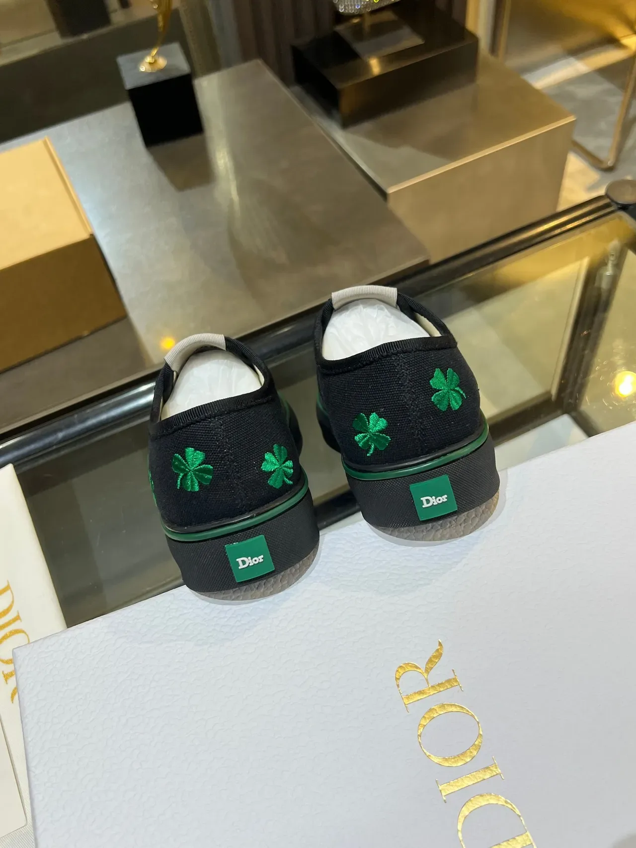 Dior Black Green Canvas Upper Embroidered Four-Leaf Clover Motifs Lifestyle Sneakers 5