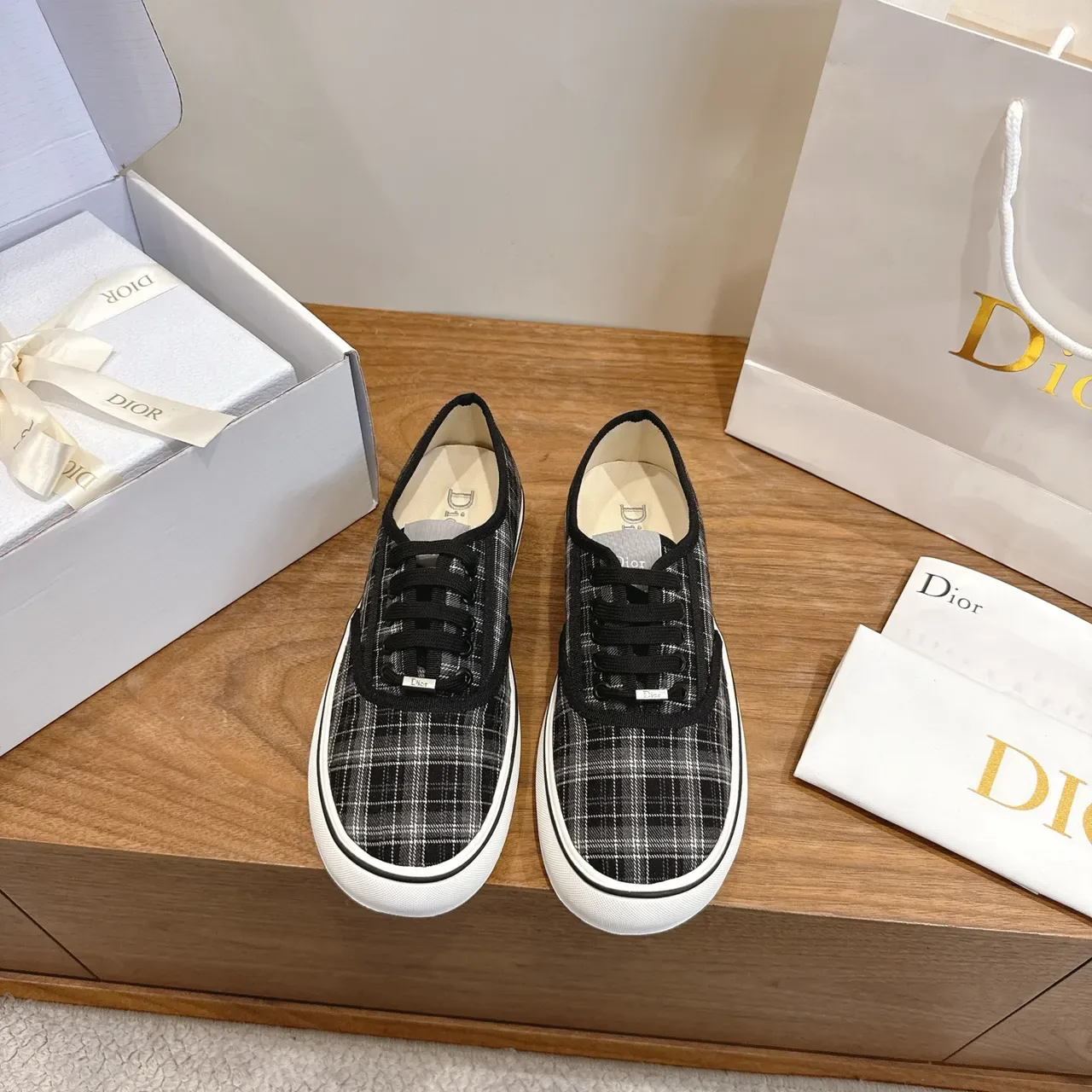 Dior Noir Blanc Tissu à Carreaux Supérieur Low-Top Lacets Lifestyle Sneakers 4