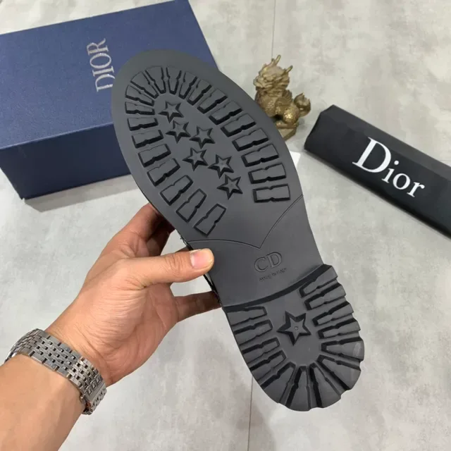 Dior Black Wingtip Patent And Textured Leather Brogue 3