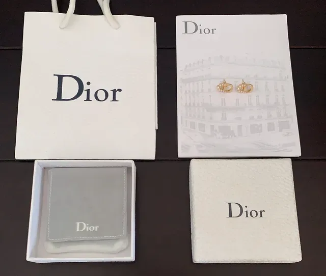 Dior CD Buckle Pearl Stud Earrings 4