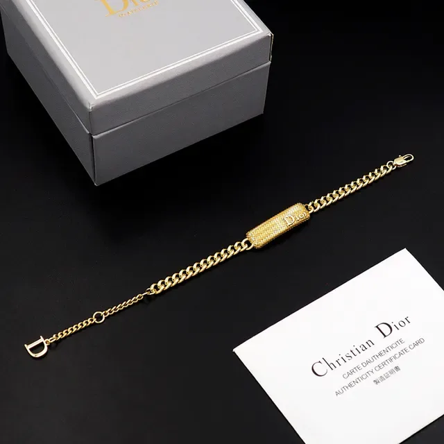 Dior Gold Curb Chain Textured Rectangular Bar Bracelet 9