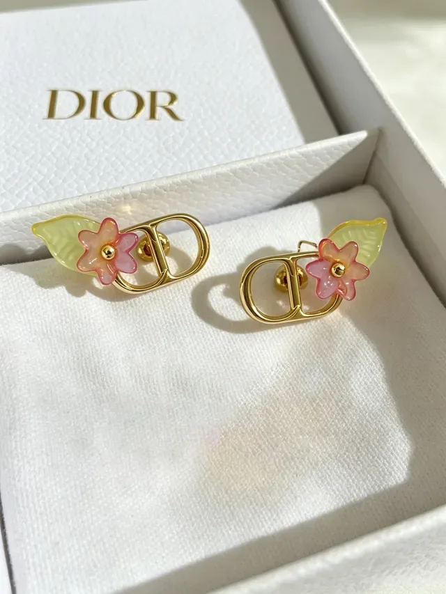 Dior Gold Pink CD Logo Frame Translucent Resin Flowers Earrings 5