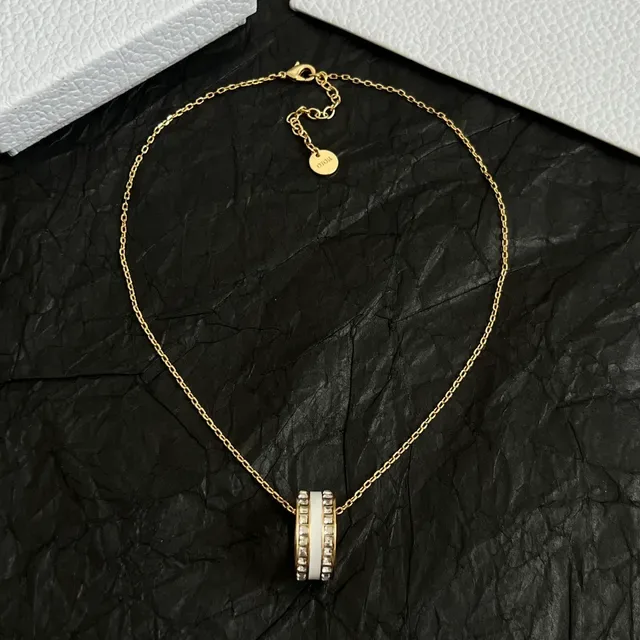 Dior Gold White Chain Stacked Ring Pendant Necklace 3