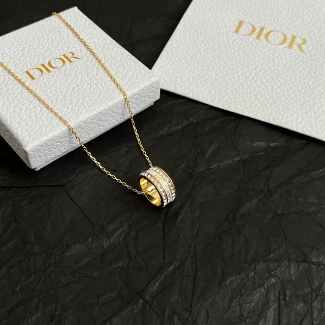 Dior Gold White Chain Stacked Ring Pendant Necklace 7