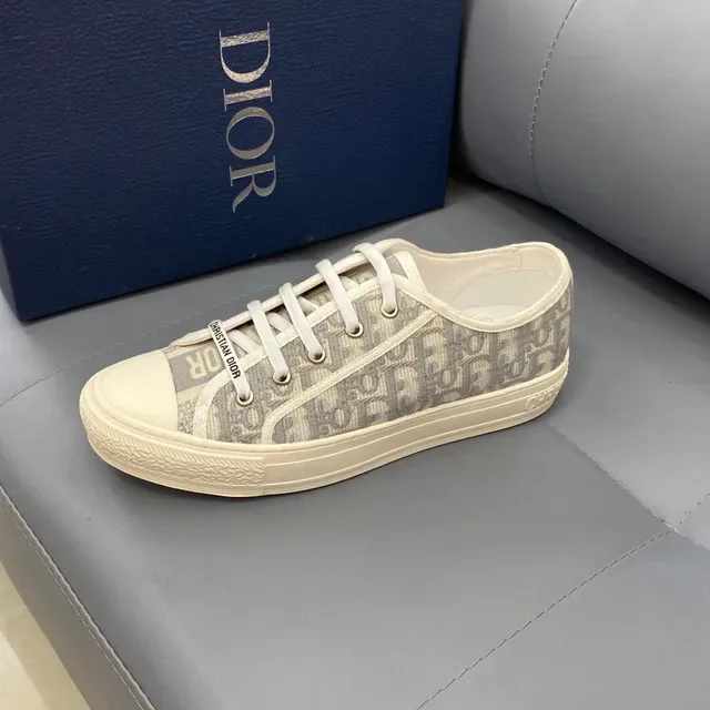 Dior رمادي بيج مونوغرام كانفاس كاب الإصبع المطاطي أحذية لايف ستايل 5