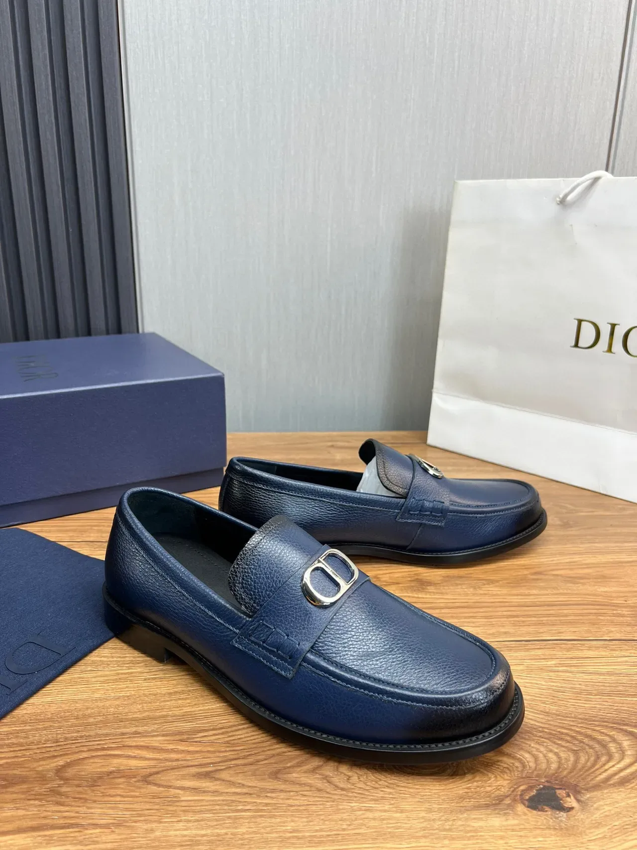 Dior Navy Black Pebbled Leather CD Buckle Strap Loafer 3