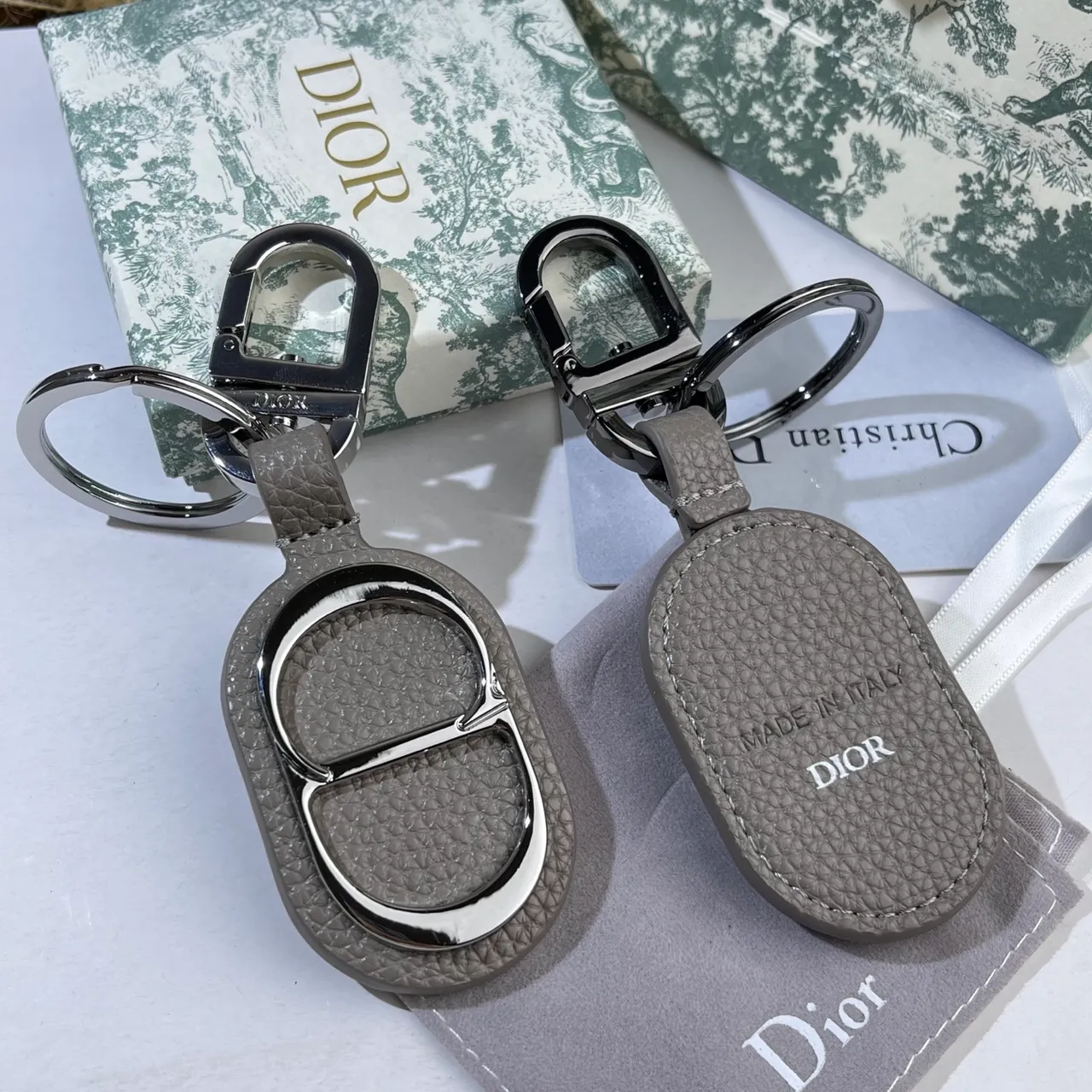 Dior Oval Leather Keychain Green Black Textured Tote Bag 4