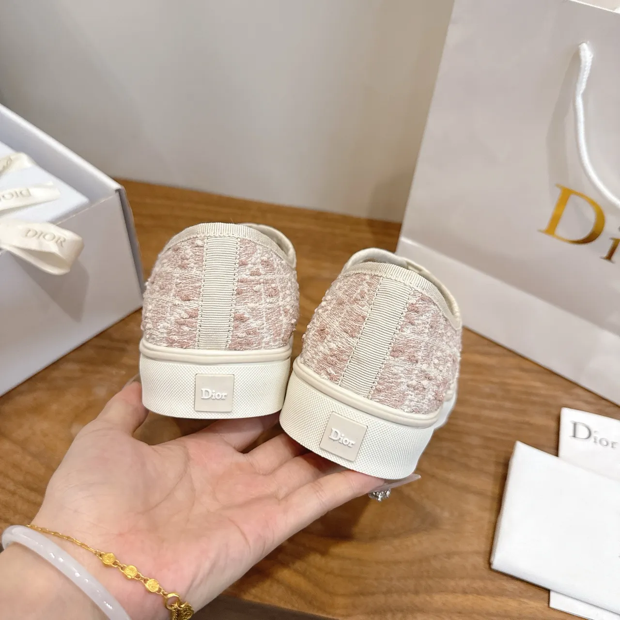Dior Pink Beige Textured Woven Upper Low-Top Lace-Up Lifestyle Sneakers 3