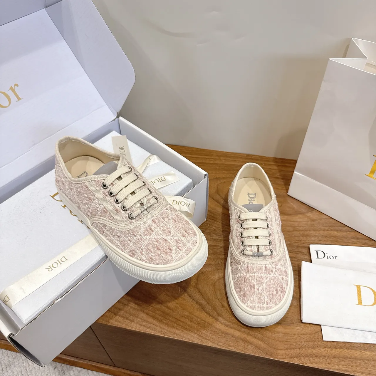 Dior Pink Beige Textured Woven Upper Low-Top Lace-Up Lifestyle Sneakers 4