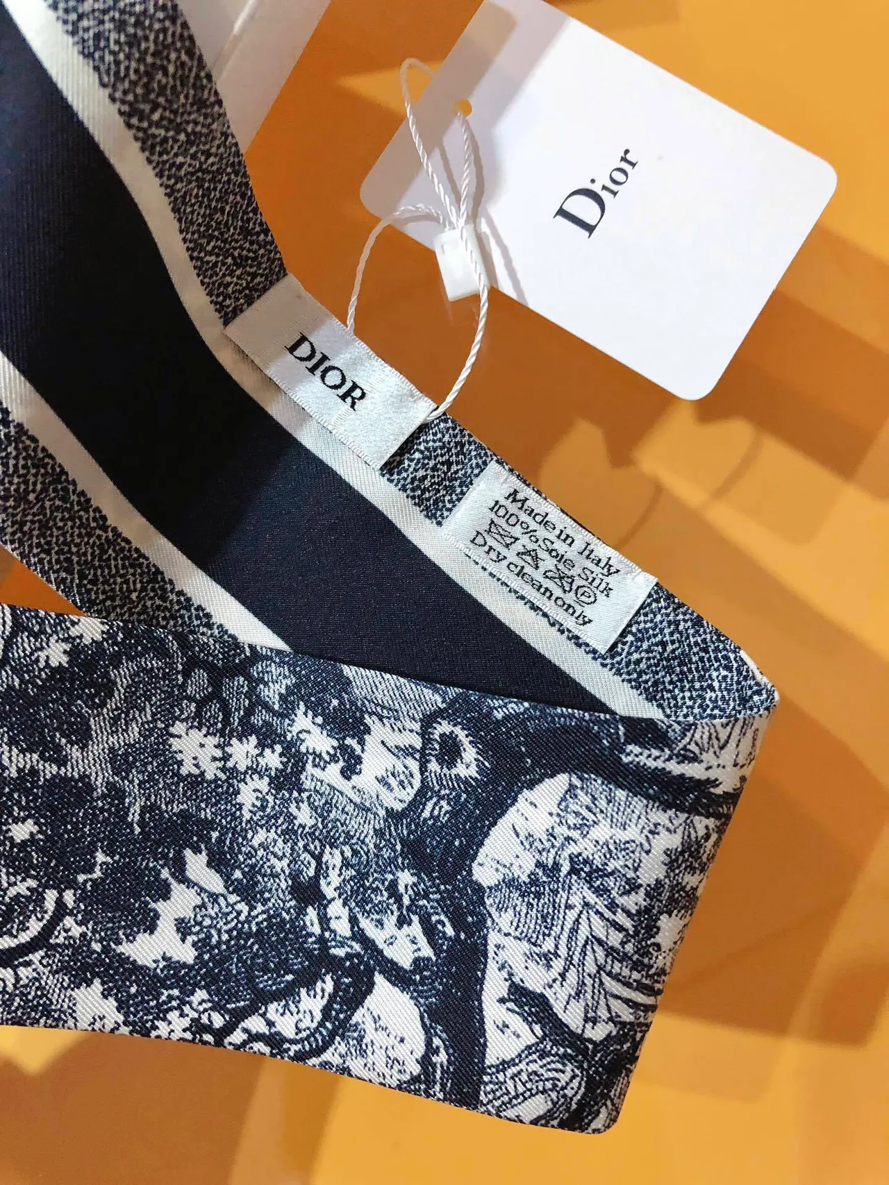 Dior Lenço de Seda Estampa Toile Monocromático Borda Listrada Branco Navy 8
