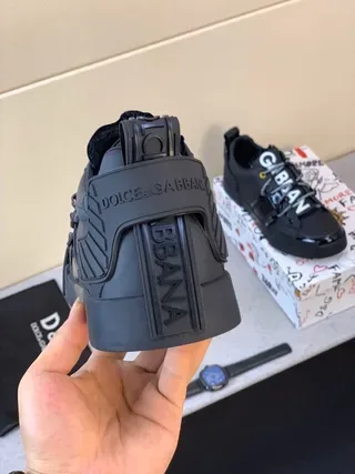 Dolce & Gabbana Logo-Laced Black Glossy Toe Strap Sneakers 3