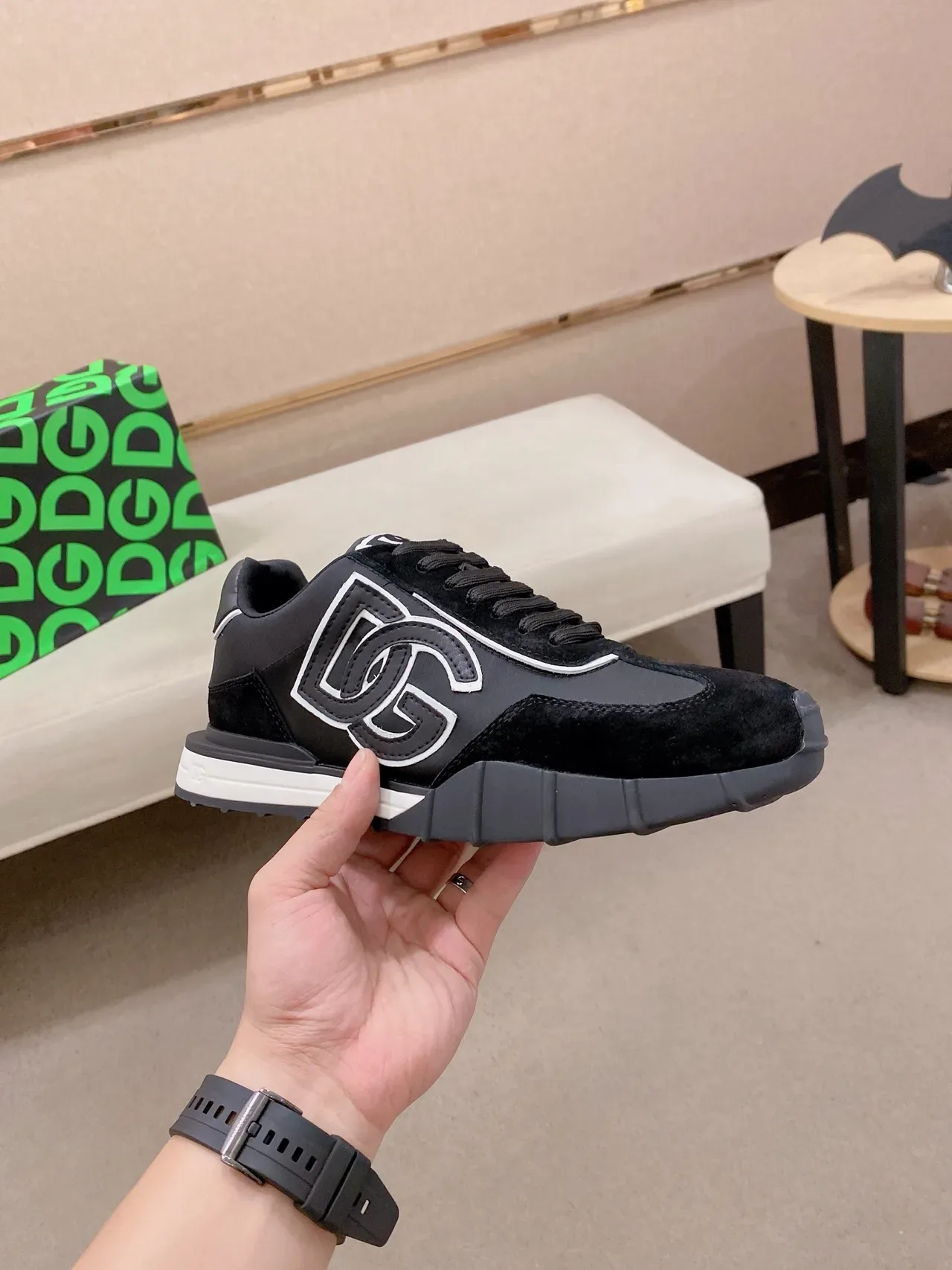 Dolce & Gabbana Noir Blanc Panneau Latéral Monogrammed Daim et Synthétique Hybride Sneakers Lifestyle 4