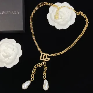 Dolce & Gabbana DG Pearl Necklace Gold White Curb Chain Pavé-Crystal Logo Pendant Necklace